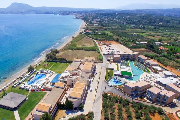 Kiani Beach Resort in Kreta, Aussenansicht des Hotels