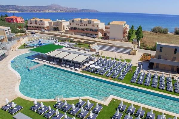 Kiani Beach Resort in Kreta, Pool