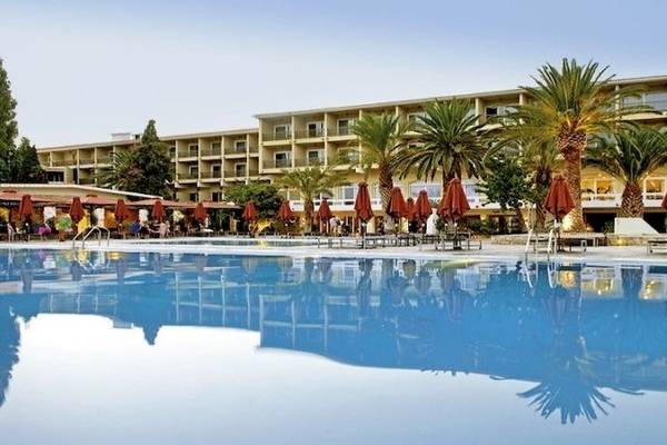 Doryssa Seaside Resort in Samos