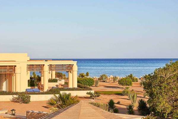 Sheraton Soma Bay Resort mit Blick auf das Meer und die Küste