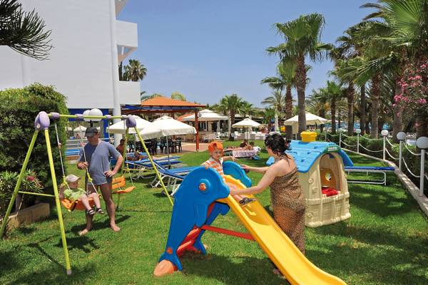 Okeanos Beach Hotel in Ayia Napa