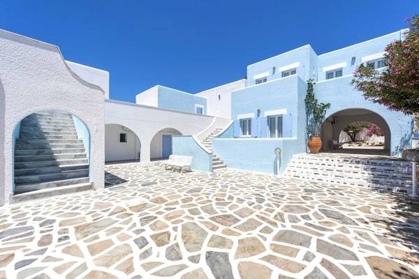 Narges Hotel in Paros, Kimolos, Milos, Serifos, Sifnos