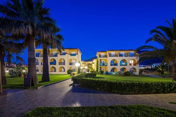 Vantaris Beach Hotel in Kreta, Aussenansicht des Hotels