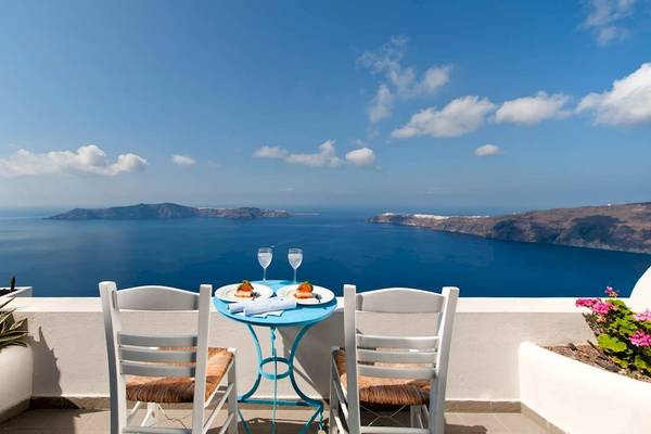 Andromeda Villas & Spa Resort in Santorin