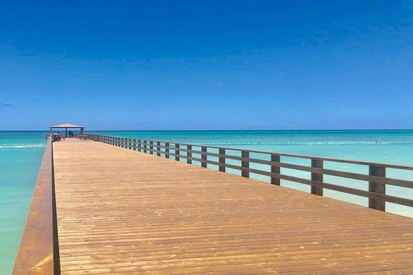 Pier am Meer im Impressive Premium Punta Cana Hotel