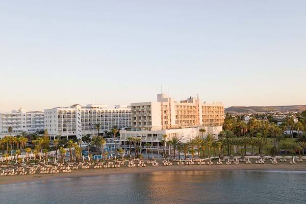 The Golden Bay Beach Hotel in Larnaca