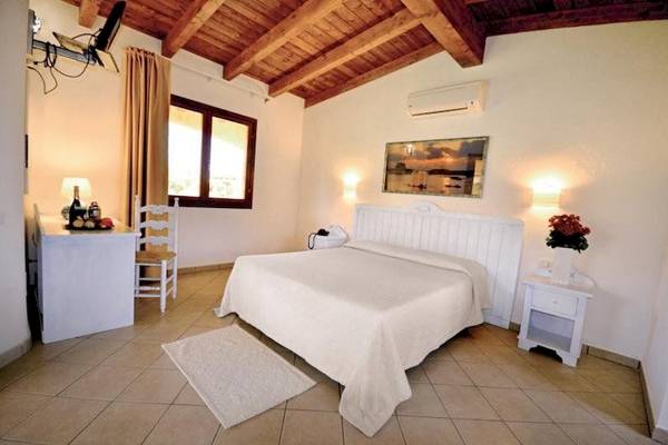 Limone Beach Village Resort in Sardinien