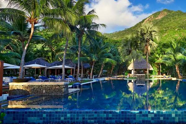 Coco de Mer & The Black Parrot Suites in Seychellen