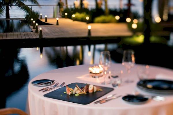 Abendessen am Strand im Trou aux Biches Beachcomber Golf Resort & Spa