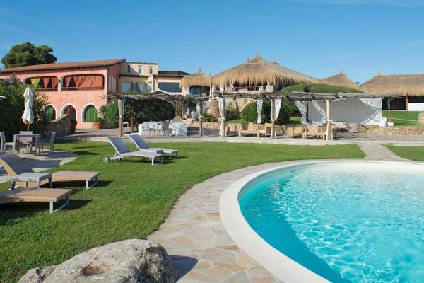Hotel Ollastu Resort in Sardinien
