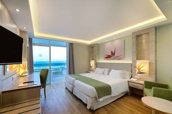 Hotelzimmer mit Meerblick im Bull Costa Canaria & Spa