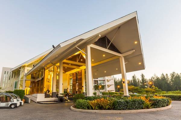 Kantary Beach Hotel, Villas & Suites in Thailand: Khao Lak & Umgebung