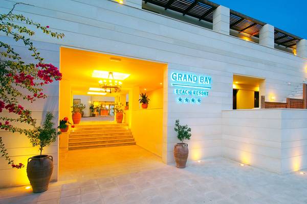 Giannoulis Grand Bay Beach Resort in Heraklion