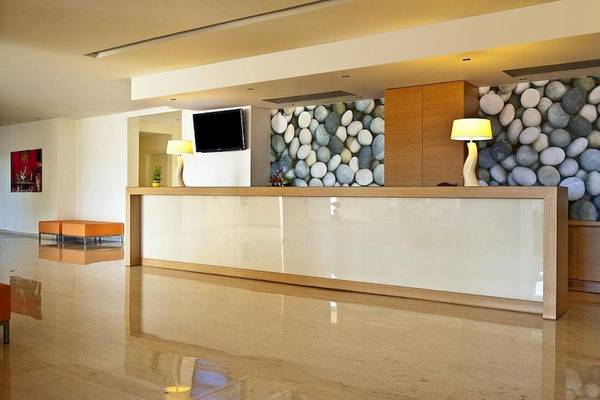 Lindos White Hotel & Suites in Rhodos
