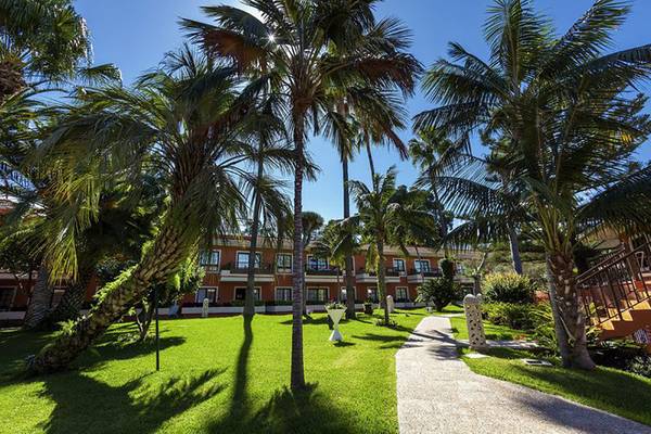 Ambassador Apartments in Teneriffa