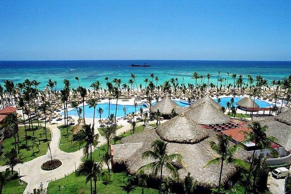 Bahia Principe Grand Bavaro, Aussenansicht des Hotels