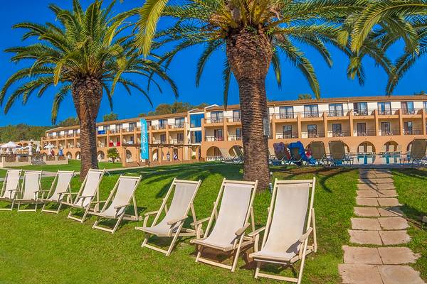 Messonghi Beach Holiday Resort in Korfu & Paxi