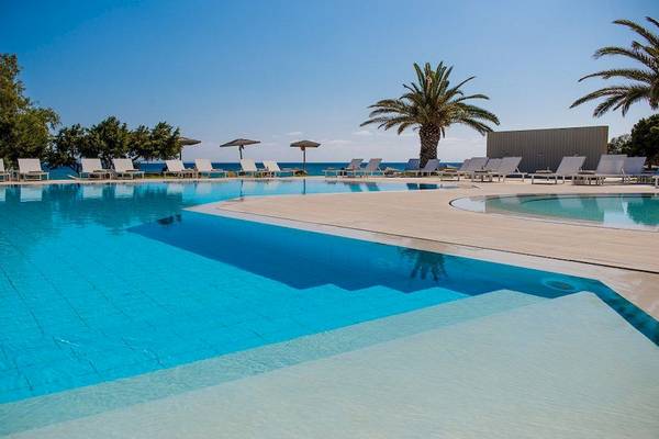 The Bay Hotel & Suites in Zakynthos