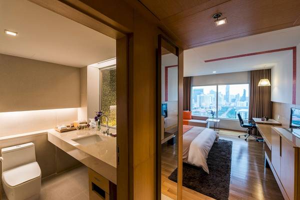 Pathumwan Princess Hotel Zimmer mit Blick auf die Stadt