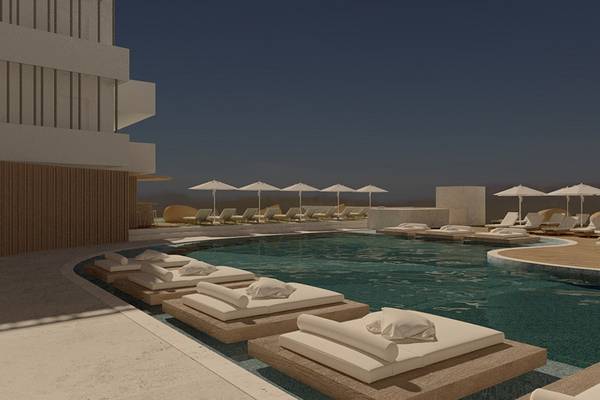 Illustration des Pool-Lounge-Bereichs des Akasha Beach Hotel & Spa mit weißen Sonnenliegen und Sonnenschirmen