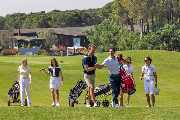 Golfer Gruppe auf Golfplatz Maxx Royal Belek Golf Resort