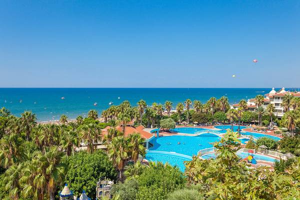 Defne Star Hotel in Antalya, Aussenansicht des Hotels