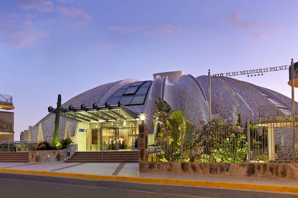 H10 Playa Meloneras Palace in Gran Canaria