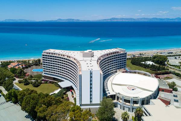 Akti Imperial Deluxe Resort & Spa Dolce by Wyndham mit Meerblick