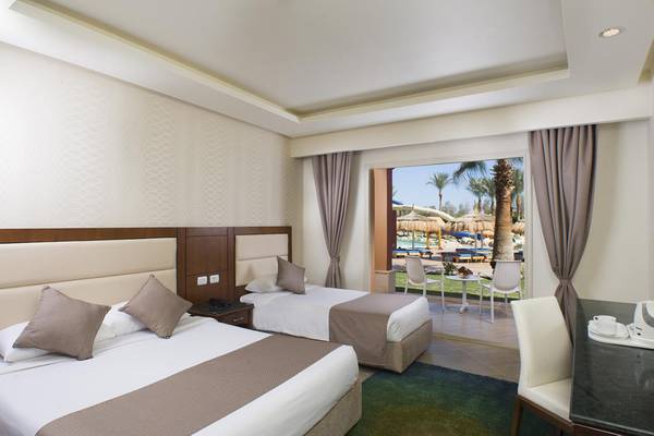 Doppelzimmer mit Terrasse im Pickalbatros Aqua Blu Resort - Sharm