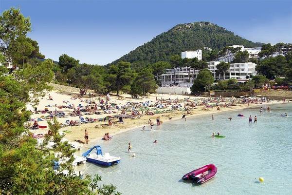 Sandos El Greco Beach in Ibiza