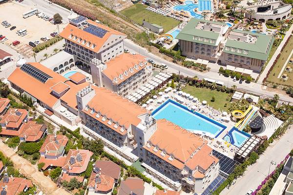 Side Aluna Hotel