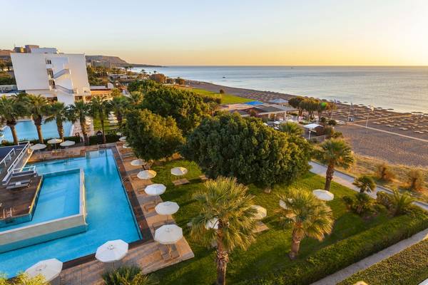 Blue Sea Beach Resort in Rhodos