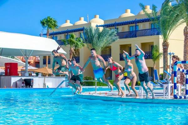 Titanic Beach Spa & Aqua Park in Hurghada