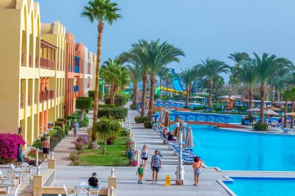 Titanic Beach Spa & Aqua Park in Hurghada