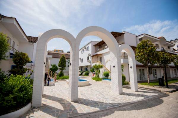 Diamma Resort in Golem