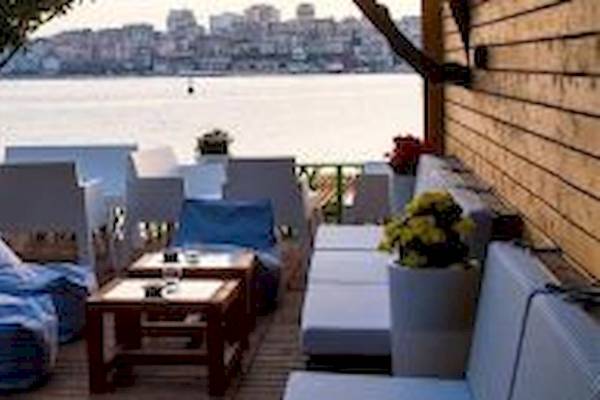 Demi Hotel in Saranda