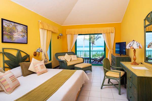 Ein Zimmer im Memories Jibacoa Resort mit Blick auf das Meer.