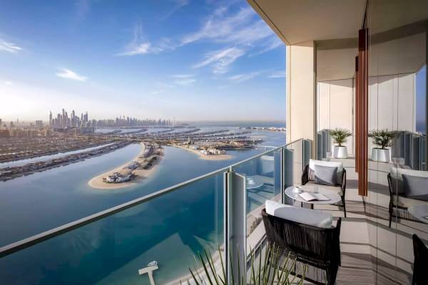 Blick von der Terrasse des Atlantis The Royal Hotels auf die Stadt