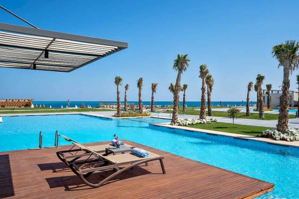 Rixos Premium Magawish Suites & Villas