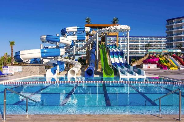 Wasserrutschen im Eftalia Ocean Hotel mit Swimmingpool