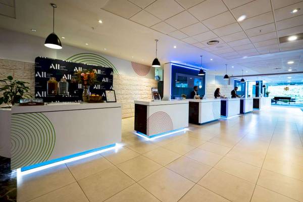 Novotel London West