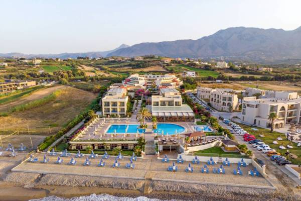 Hydramis Palace Beach Resort in Kreta