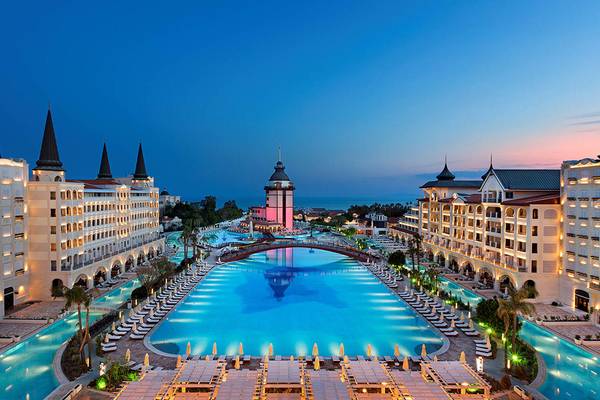 Titanic Mardan Palace in Lara