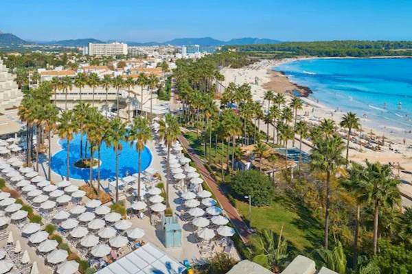 Hotel Mediterráneo in Sa Coma