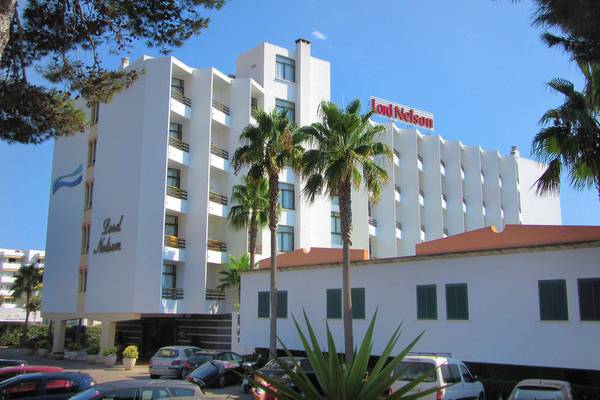 Globales Lord Nelson in Menorca