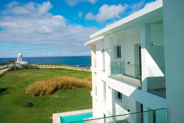 Aussicht vom Senator Hotel auf das Meer und den Garten