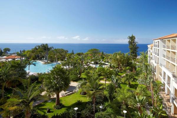 Suite Hotel Eden Mar in Madeira