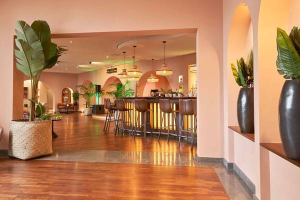 Suite Hotel Eden Mar in Madeira
