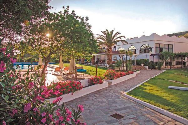 Saint Nicholas Hotel Samos inklusive Privattransfer