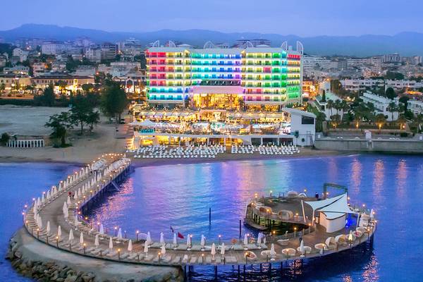 Azura Deluxe Resort & Spa - Alanya